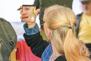 fredak_Workshop_2025_mit_Maskenbildnerin_Beatrice-Rauch_Foto_Maren-Winter