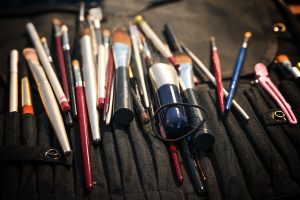 fredak_Workshop_2025_mit_Maskenbildnerin_Beatrice-Rauch_Foto_Maren-Winter